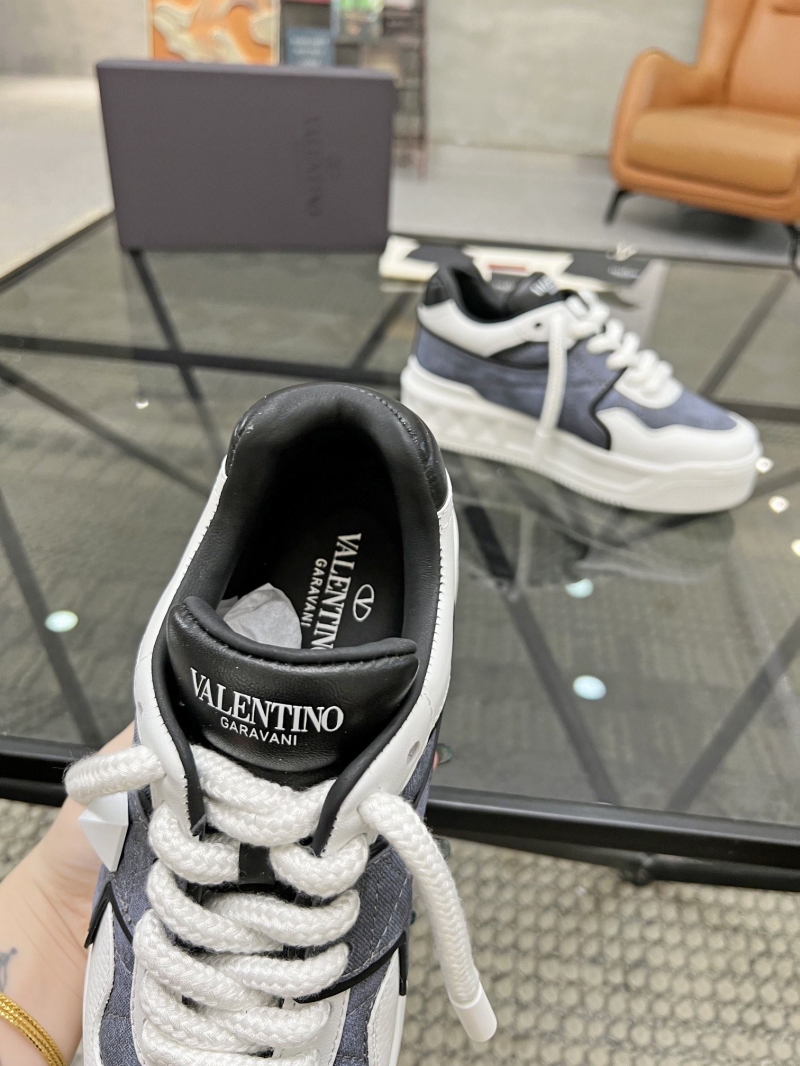 Valentino Sneakers